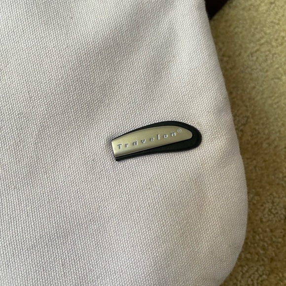 Travelon lilac canvas crossbody messenger bag organizer pockets adjustable strap - Picture 9 of 14